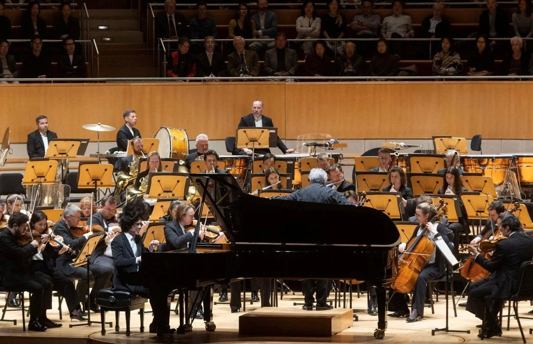 A Memorable OC Visit by UK Orchestra and Korean Piano Phenom